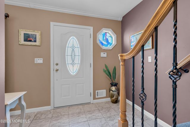 17 Devon Drive, Manalapan, NJ 07726