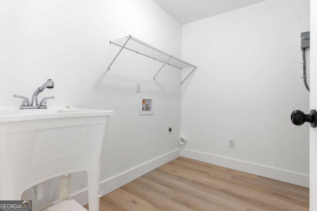 523 Weaver Drive, Marietta, GA 30066