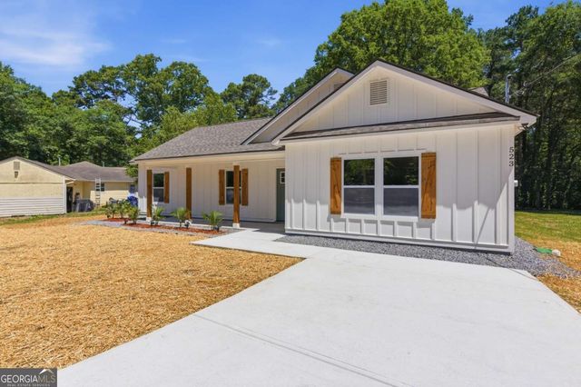 523 Weaver Drive, Marietta, GA 30066