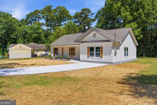 523 Weaver Drive, Marietta, GA 30066