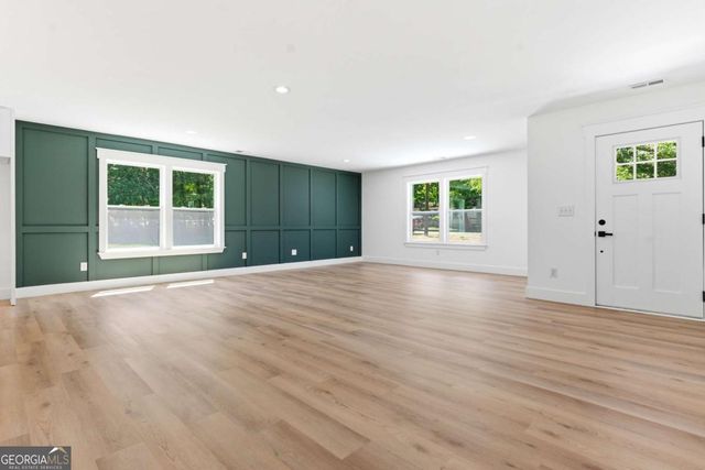 523 Weaver Drive, Marietta, GA 30066