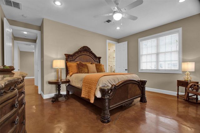 21405 Whispering Pines, Humble, TX 77338