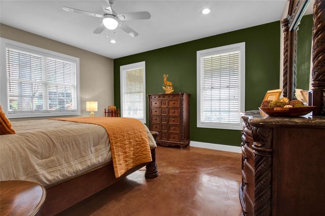 21405 Whispering Pines, Humble, TX 77338