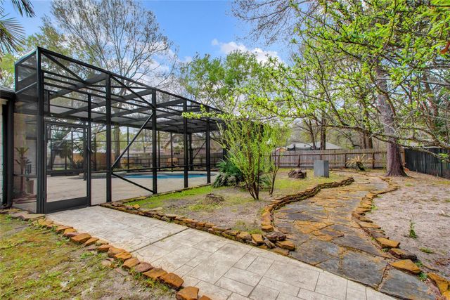 21405 Whispering Pines, Humble, TX 77338