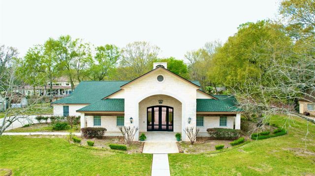 21405 Whispering Pines, Humble, TX 77338