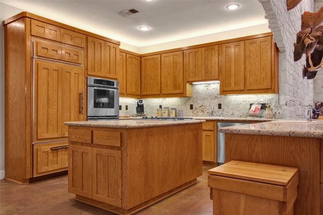 21405 Whispering Pines, Humble, TX 77338