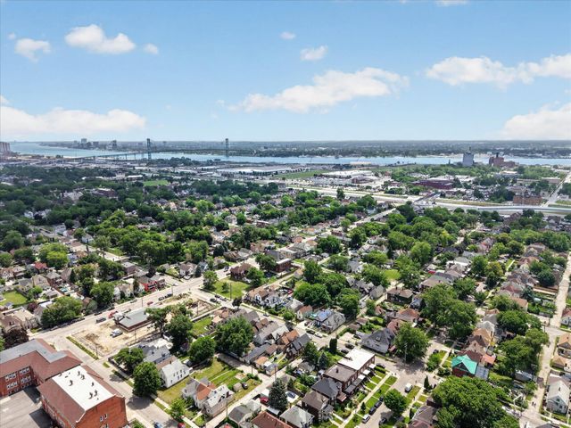5827 Baker Street, Detroit, MI 48209