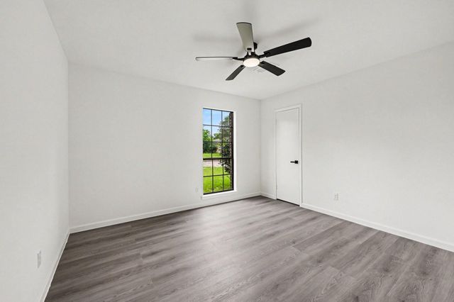 7607 Grape Street, Houston, TX 77074