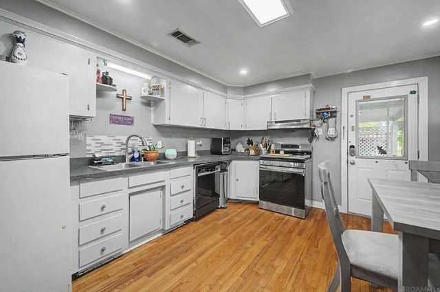 425 E Mcarthur St, Gonzales, LA 70737