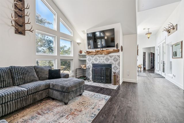 74 Vista Lane, Stigler, OK 74462