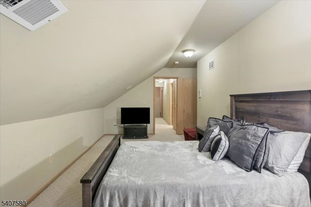 15 Congress Ln, South River Boro, NJ 08882