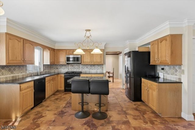 15 Congress Ln, South River Boro, NJ 08882