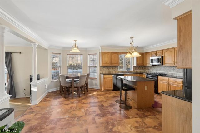 15 Congress Ln, South River Boro, NJ 08882