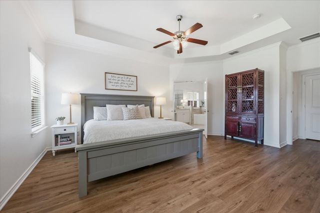 214 Parkview Drive, Aledo, TX 76008