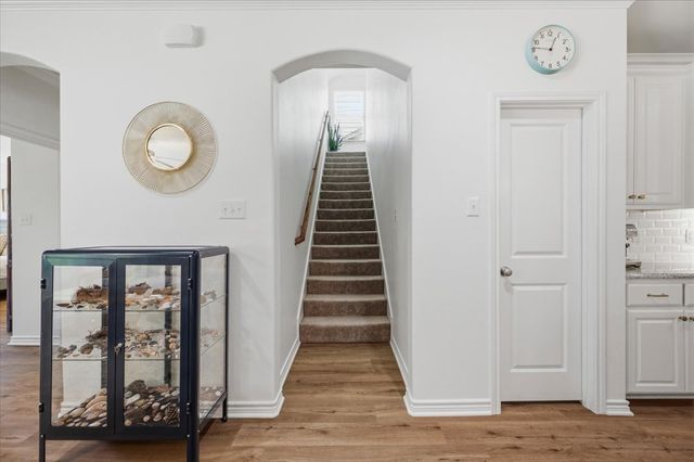 214 Parkview Drive, Aledo, TX 76008
