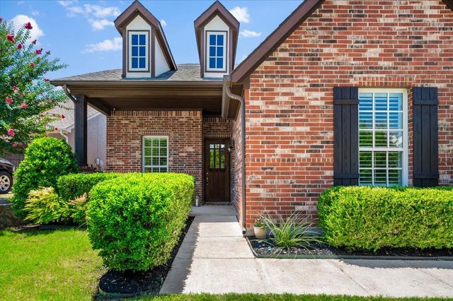 214 Parkview Drive, Aledo, TX 76008