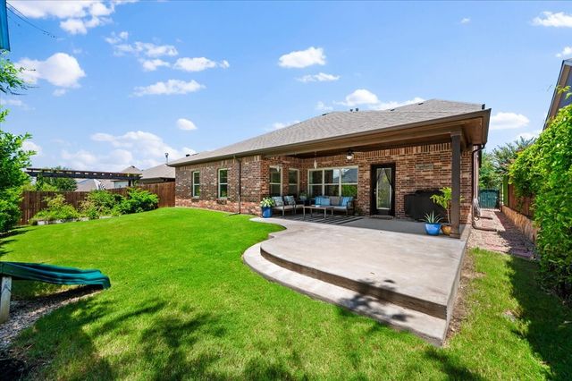 214 Parkview Drive, Aledo, TX 76008