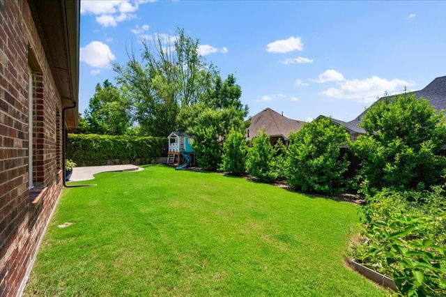 214 Parkview Drive, Aledo, TX 76008