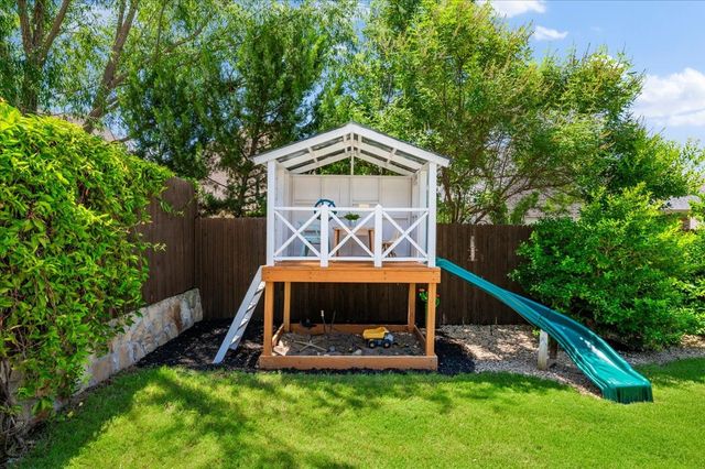 214 Parkview Drive, Aledo, TX 76008