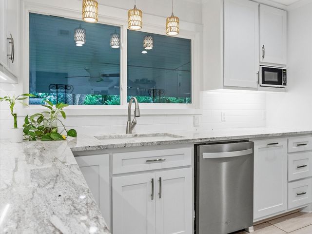 5320 Palmer Drive, Haltom City, TX 76117