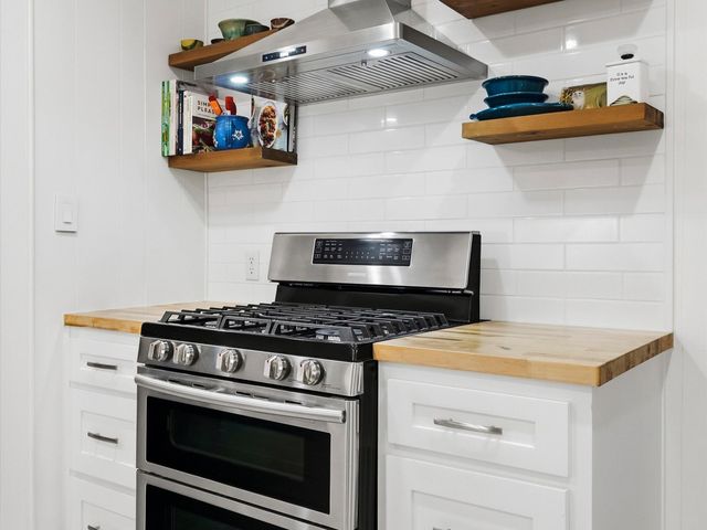 5320 Palmer Drive, Haltom City, TX 76117