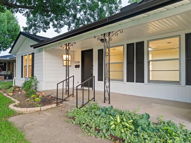 5320 Palmer Drive, Haltom City, TX 76117