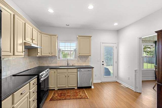 1725 Stephenson Ln, Spring Hill, TN 37174