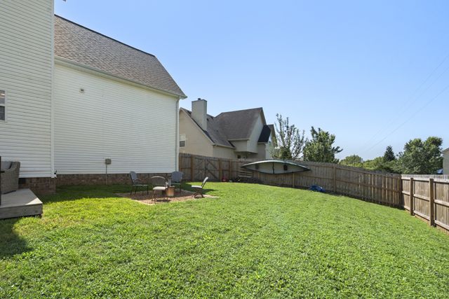 1725 Stephenson Ln, Spring Hill, TN 37174