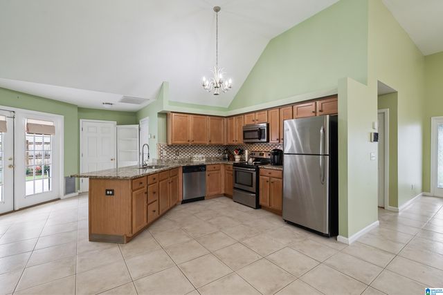 169 CAMDEN COVE PARKWAY, Calera, AL 35040