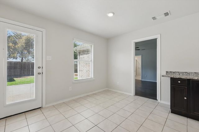 1530 Woodlake Drive, Waxahachie, TX 75165