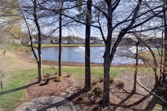 809 Holbrook Drive DR, Newport News, VA 23602