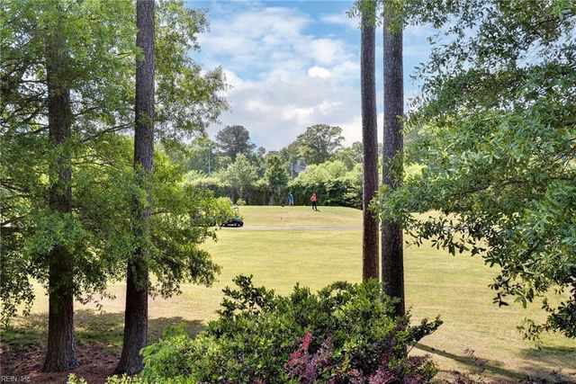 809 Holbrook Drive DR, Newport News, VA 23602