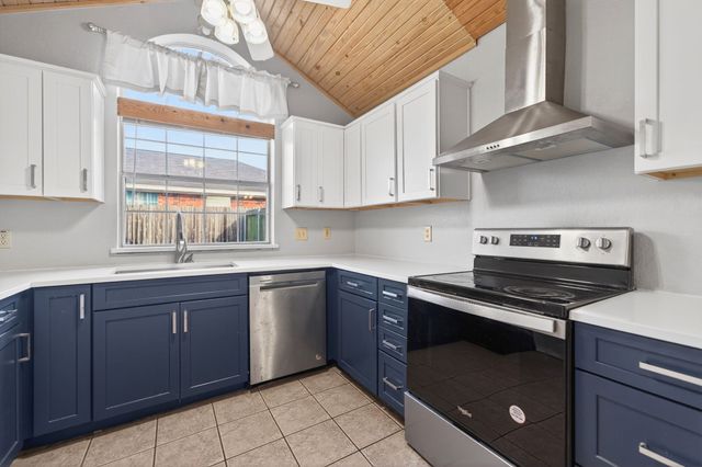 402 Sunset Drive, Crandall, TX 75114