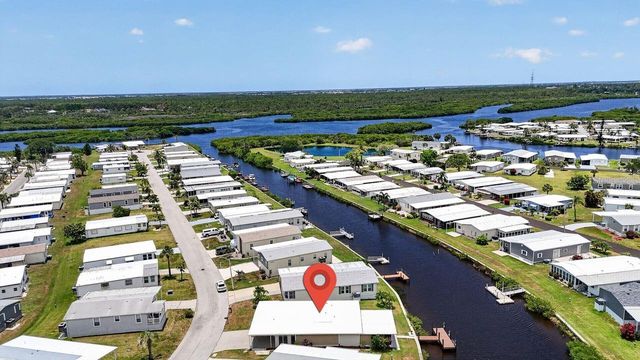 654 BLACKBURN BOULEVARD, North Port, FL 34287