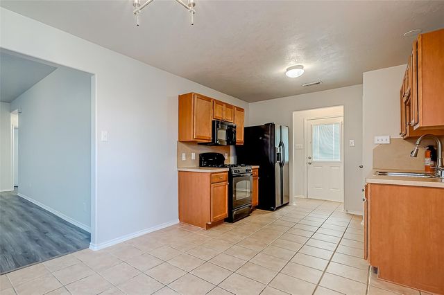 13507 Misty Sands Lane, Houston, TX 77034