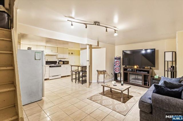 62-64 Front Street, Paterson, NJ 07522