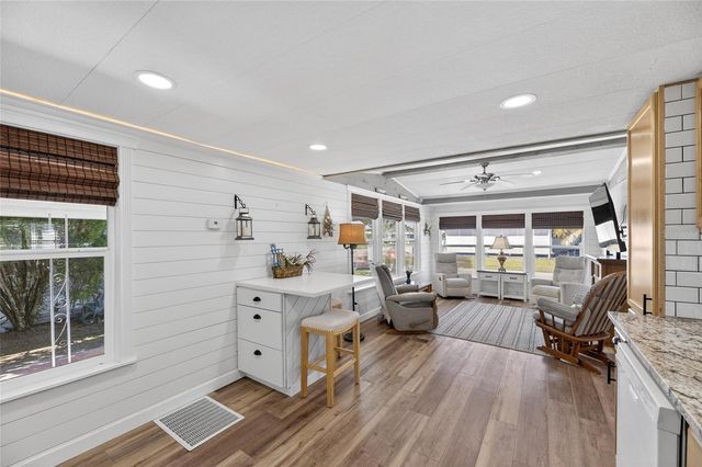 37036 8TH AVENUE, Zephyrhills, FL 33542