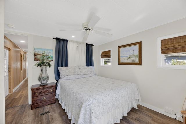 37036 8TH AVENUE, Zephyrhills, FL 33542