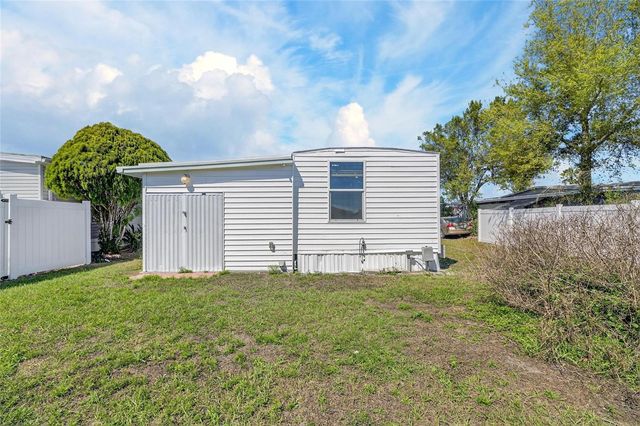 37036 8TH AVENUE, Zephyrhills, FL 33542