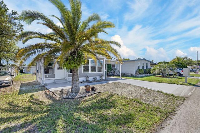 37036 8TH AVENUE, Zephyrhills, FL 33542