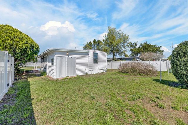 37036 8TH AVENUE, Zephyrhills, FL 33542