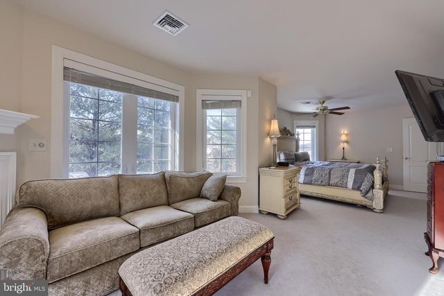 224 SETTLERS BND, Lancaster, PA 17601