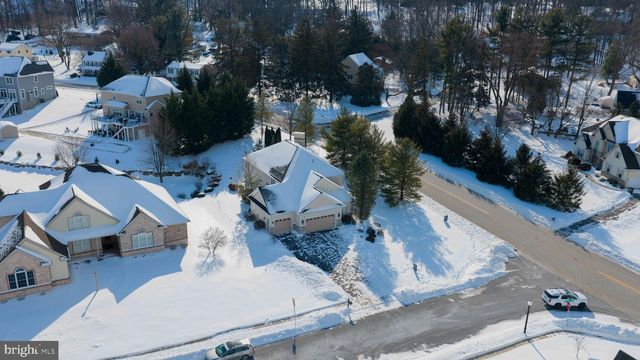 224 SETTLERS BND, Lancaster, PA 17601