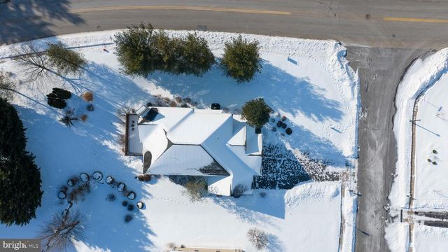 224 SETTLERS BND, Lancaster, PA 17601