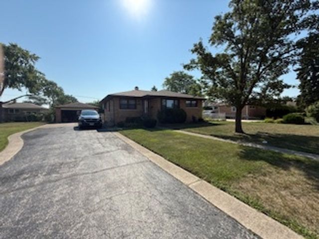 4935 N Frank Parkway, Norridge, IL 60706