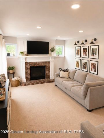 333 W Bailey Circle, Mason, MI 48854