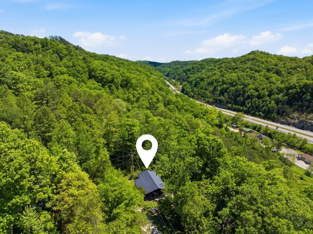 240 Robbie Ridge Road, Stanton, KY 40380