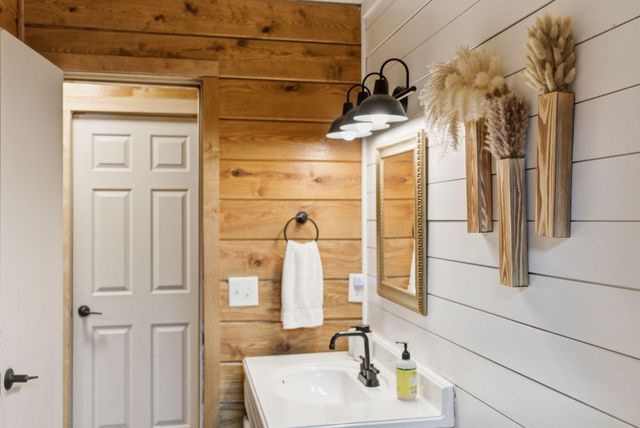 240 Robbie Ridge Road, Stanton, KY 40380