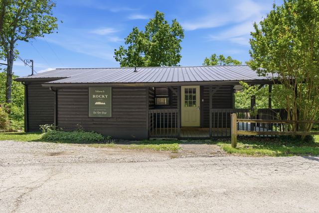 240 Robbie Ridge Road, Stanton, KY 40380