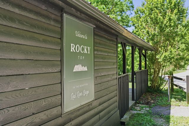 240 Robbie Ridge Road, Stanton, KY 40380